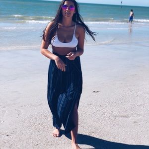 Dark and light blue stripped flowy pants!